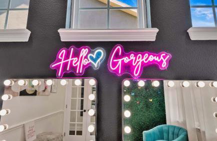 Poolside Tampa Stay- Game Room & Glam Room- Pool- Darts- Pool Table- Next to MacDill AFB - Foto 10