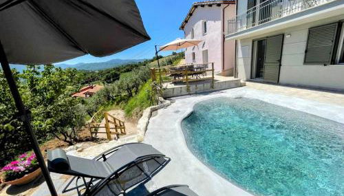 Villa Ipnotica - Panoramic Views Plus Exquisite Pool - Sleeps 7 - Very Stylish - Foto 2