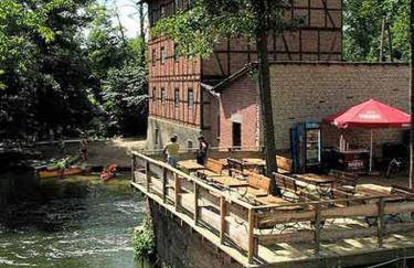 Najtańsze domki na Mazurach Krutyń Giżycko Mikołajki Mrągowo Ostróda rezerwacje wyłącznie telefonicznie 512-29O-43O prosimy nie sugerować się dostępnością domków na tej stronie zapraszamy www domkiwkrutyni com - Foto 24