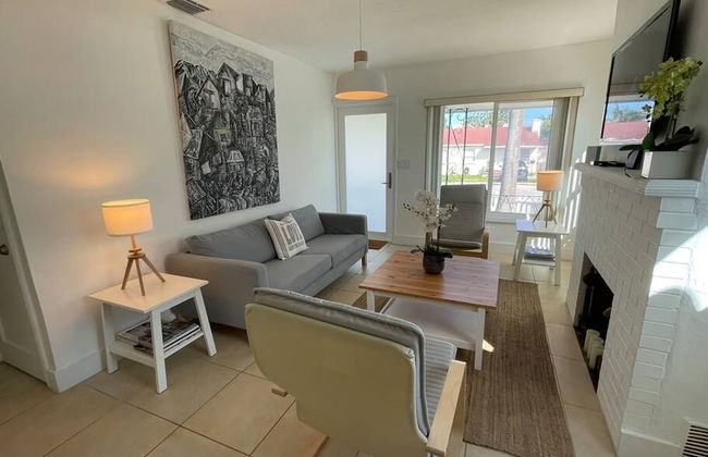 Cozy and Super Location 2 BR - Photo 25