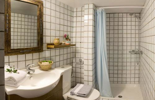 Amari Villas - Photo 24