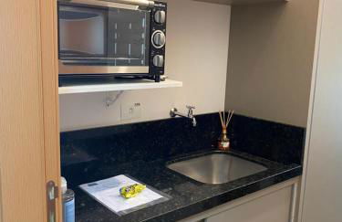 Lindo Studio Matinhos Prédio na beira mar. - Foto 37