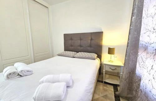 Amplia Casa en una zona ideal - Pass the Keys - Foto 17