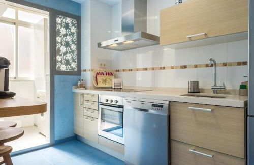 Ático con terraza y vistas, parking gratuito - Foto 48