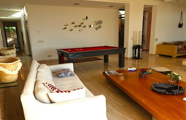 13 Bedroom Villa With Heated Pool, Golf Course, Seaside - Photo 12