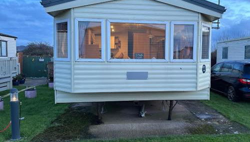 3 Bedroom Caravan - Sleeps 6, Pool & Garden - Foto 2