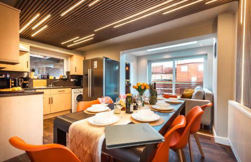 Hot Tube&Private Driveway&11 Guests Family&Contractors Bedford - Foto 45