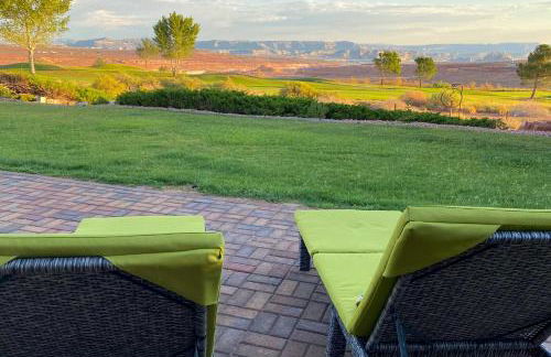 Lake Powell Views Mid-Century Home in Page - Foto 36