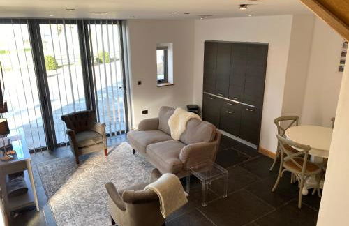 The Farmyard Adults Only - Foto 4