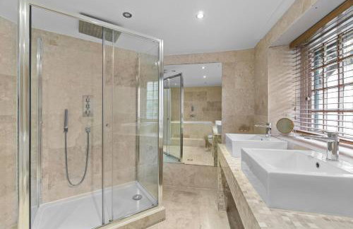 NEW 2024 Modern Luxury Holiday Home on the Beach in Devon - Free Parking, Pets Welcome, Sleeps 10 - Foto 10