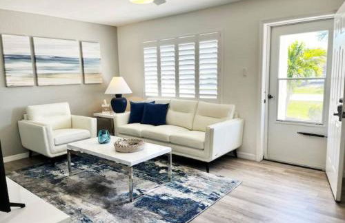 Modern Apartment - 3 of 4 - Photo 4