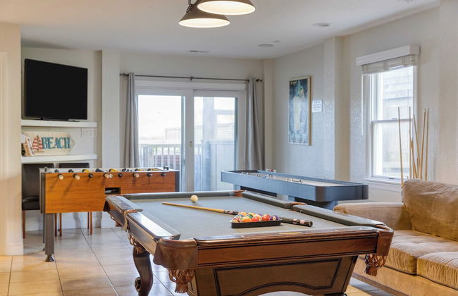 Sleeps 28 Beachfront w/ Pool, Hot Tub, Game Room Atlantic Watch by Avantstay - Foto 53