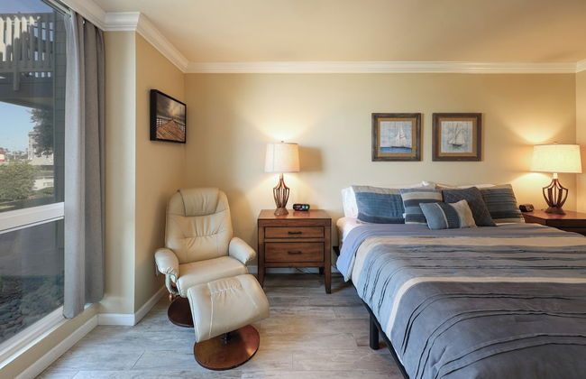 Oceanside Beach Condos - Photo 21