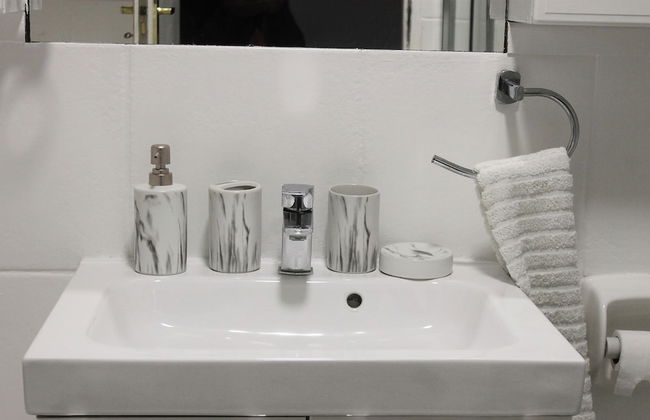 Exquisite 2 Bedroom Garden Townhouse in the Heart of Fourways - Photo 22