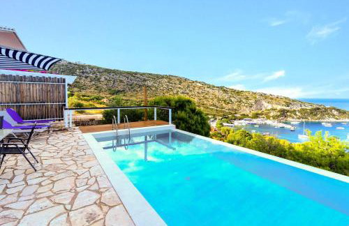 Coastal Paradise Found - Komis' Private Pool Retreat - Foto 46