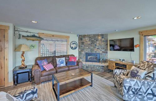 Similk Bay Retreat with Deck, Fire Pit and Hot Tub! - Photo 3
