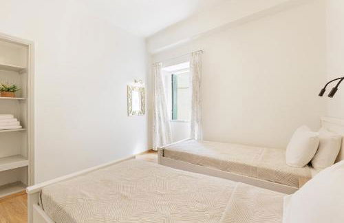 Salt & Sun Apartments by Konnect, at Kaminaki Beach - Foto 53