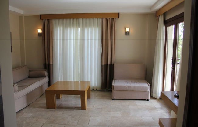 Villanaz Apart Hotel - Photo 9