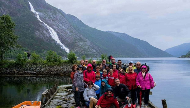 Langfoss Waterfall Excursion for Cruise Passengers - Foto 3