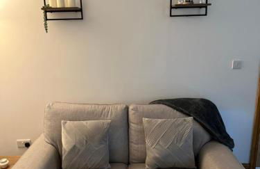 4 bed - contractor, family stays - free parking - Foto 6