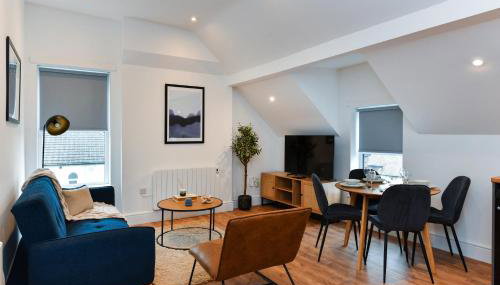 Stylish Two-Bed Home Near Nature & Transport Links - Foto 3