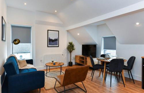 Stylish Two-Bed Home Near Nature & Transport Links - Foto 3