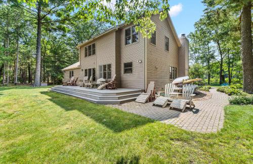 Family-Friendly 5BR House by the Lake - Foto 42