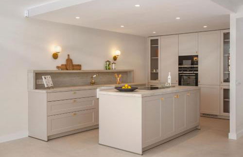 VACATION MARBELLA I Casa Savia, Private Pool, Luxury interiors, 10min walk to the Beach - Foto 23