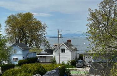 Centrally Located With Lake Views - Photo 6