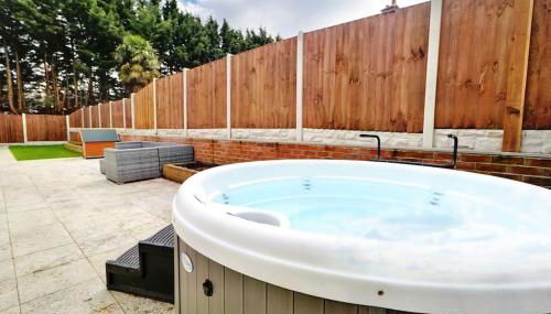 Rare Luxury Holiday Home with Hot-Tub - Foto 5