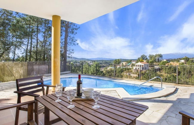 Camelia in Llafranc With 4 Bedrooms and 3 Bathrooms - Photo 2