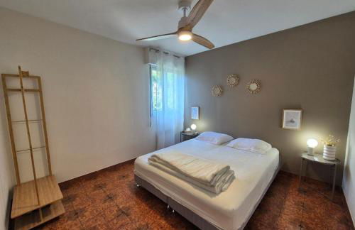 T3, place de parking privé, proche de la gare de Bandol et à proximité du centre-ville - Foto 9