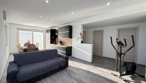 Monty's House - Photo 4