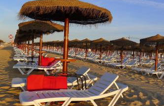 Monte Gordo Beach Flat with Balcony - Foto 17