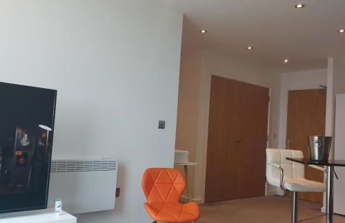 Ensuite Double Bedroom, Live in landlord - Foto 4