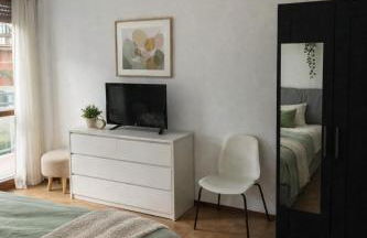 Bicocca Experience - Near Metro University & Arcimboldi Theatre -Fast WiFi - Photo 6