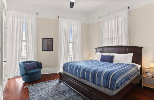 Marigny BD Surrounded by Music Food and Art - Foto 13