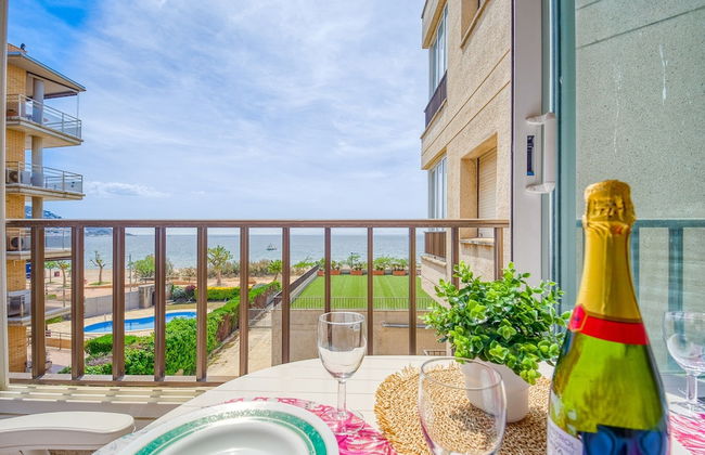 Apartment in Roses Near Platja del Eastrell - Photo 18