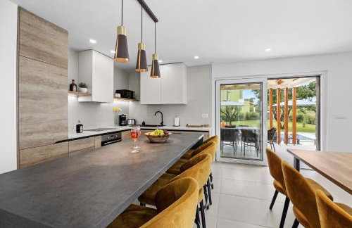 Villa Zanetta pet friendly near Poreč for 6 people with sea view & private pool - Foto 11