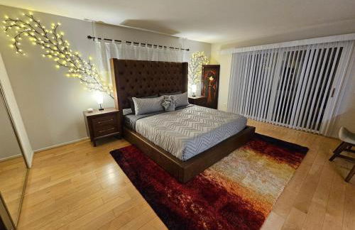 La Jolla Gem with Ocean View - 11 Beds, Hot Tub, Karaoke & Game Den - Foto 10