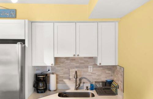 Walk to Beach Playground Lighthouse North End - Foto 13