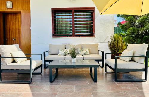 Lux Villa with Year-Round Heated Pool & Game Room - Foto 26