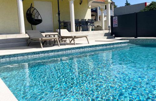 Apartment Komljenovic - Photo 10