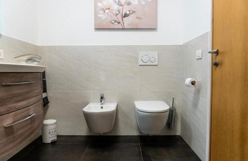 Luxus Penthouse mit Terrasse, Garage, Fahrradraum und Infrarotsauna - Foto 51