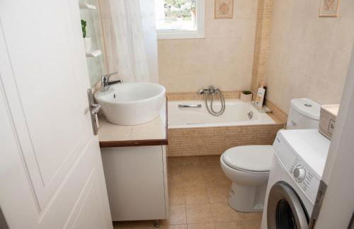 Cozy Home with Panoramic View - Foto 25