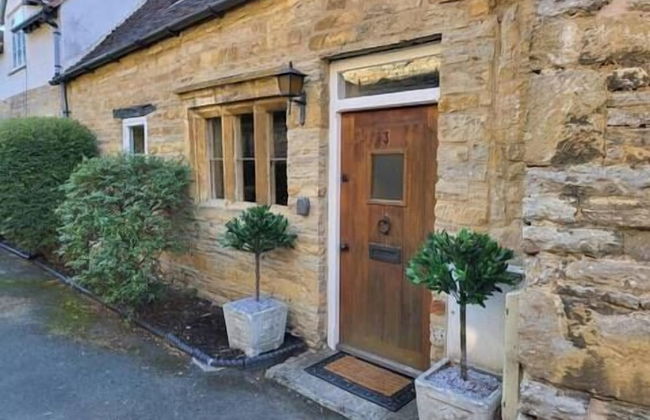 Host Stay Gwenelin Cottage - Foto 10