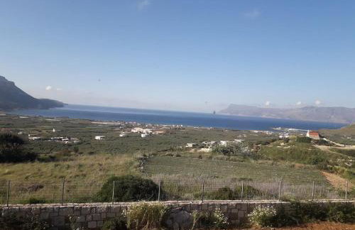 Cozy secluded studio with panoramic view - Foto 12