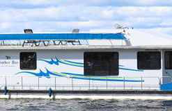 Luxury FlyBridge Houseboat - Captain Choice - Premium Wilderness Cruising - High Internet Speed - HB14 - Foto 9