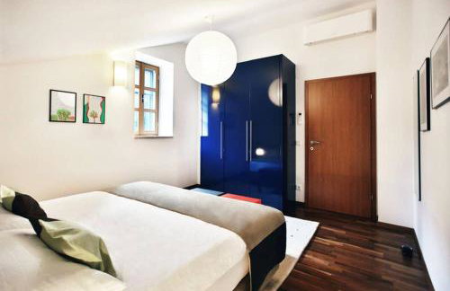 Private luxury Villa del Mar on Solta for up to 10 persons, heated pool, free parking, next to sea! FREE Kajak & Mountainbikes, GREAT living area & privacy! - Foto 24