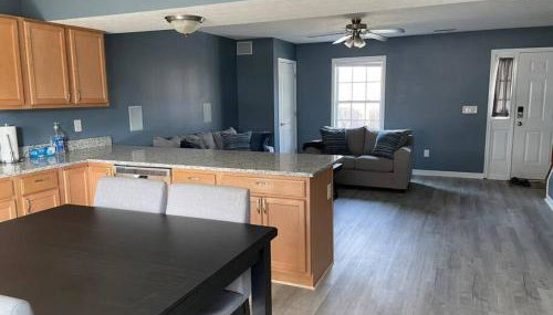 Luxury Townhome 2 Remodeled February 2021 - Foto 2